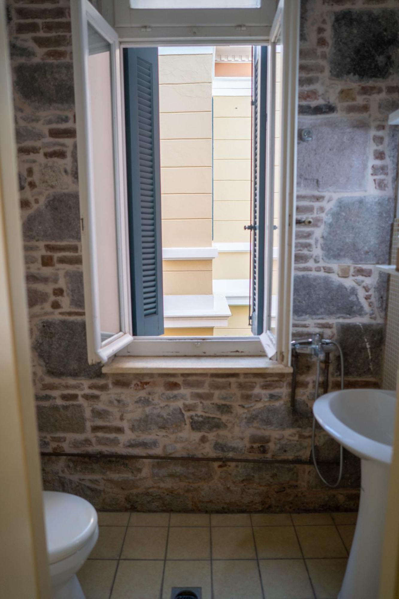 Neoclassical Mytilene - Vournazon 17 Exterior photo